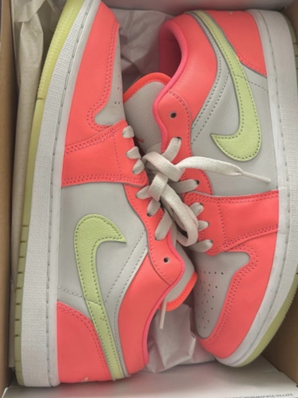 Nike Air Jordan 1 Low SE